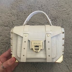 small michael kors crossbody